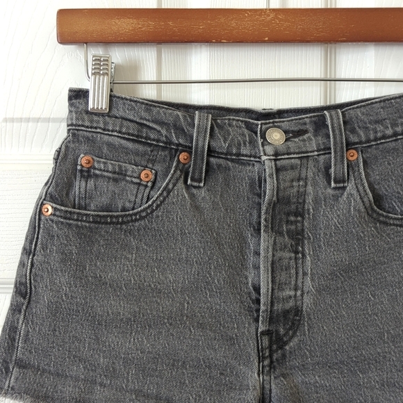 Levi's Premium 501 Classic High Rise Cut Off Raw Hem Button Fly Jean Shorts 25 - Picture 8 of 13